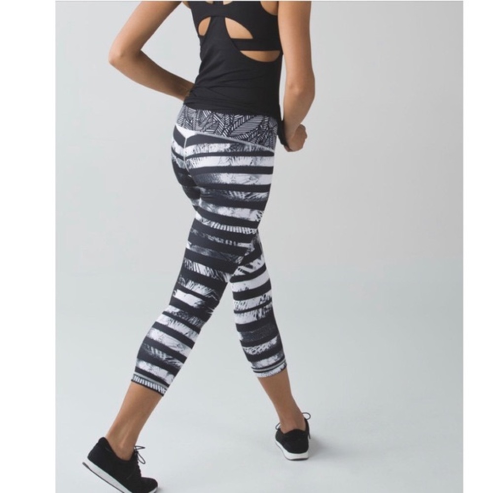 Lululemon Shady Palm Wunder Under Crops